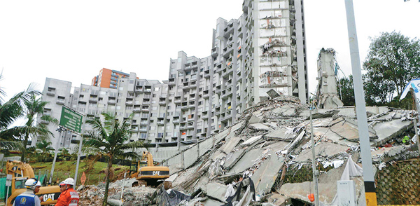 EdificioCaido 300x147